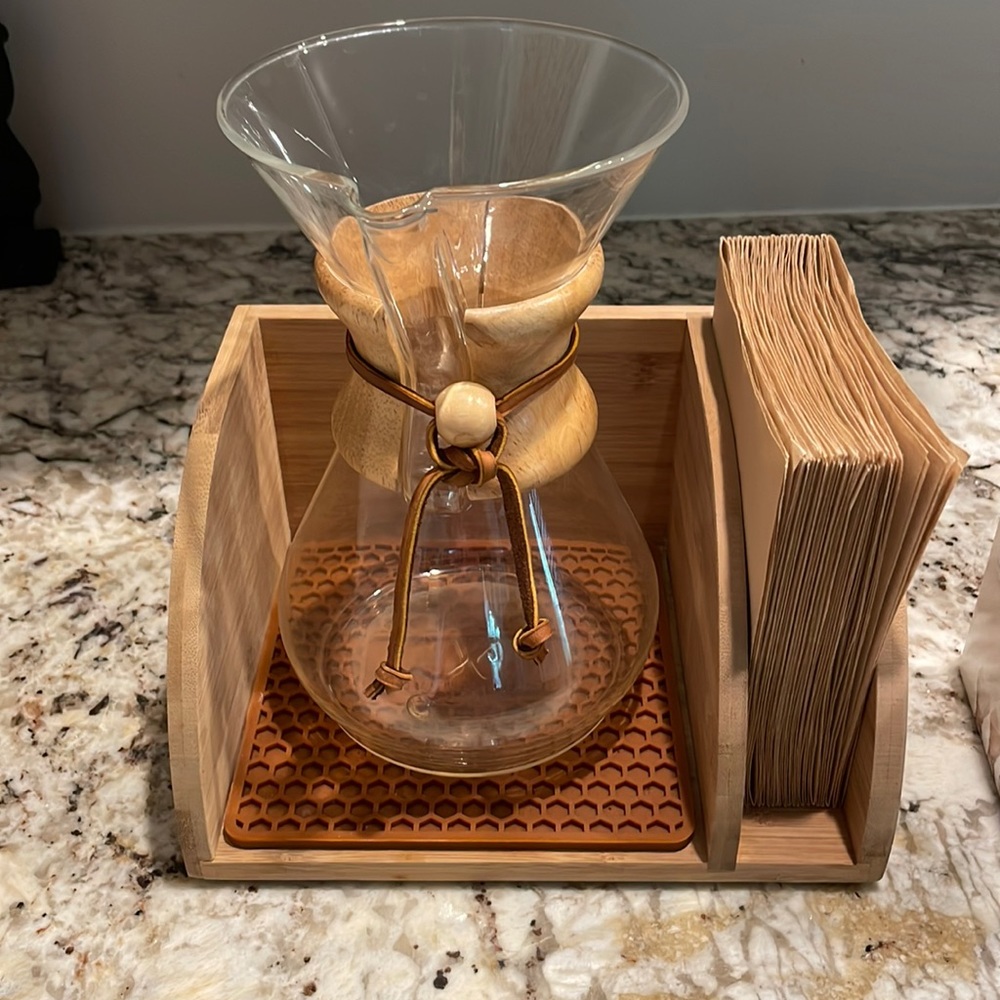 Chemex 10 cup coffee pot and 250 filters/stand